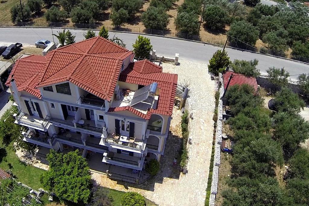 Ferienwohnung Remenata Lixouri Exterior foto